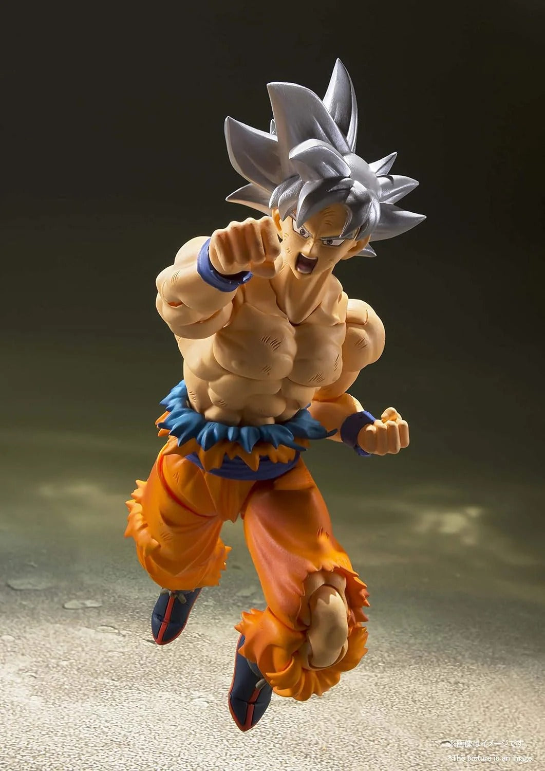 Premium Goku Ultra Instinct | Action Figure