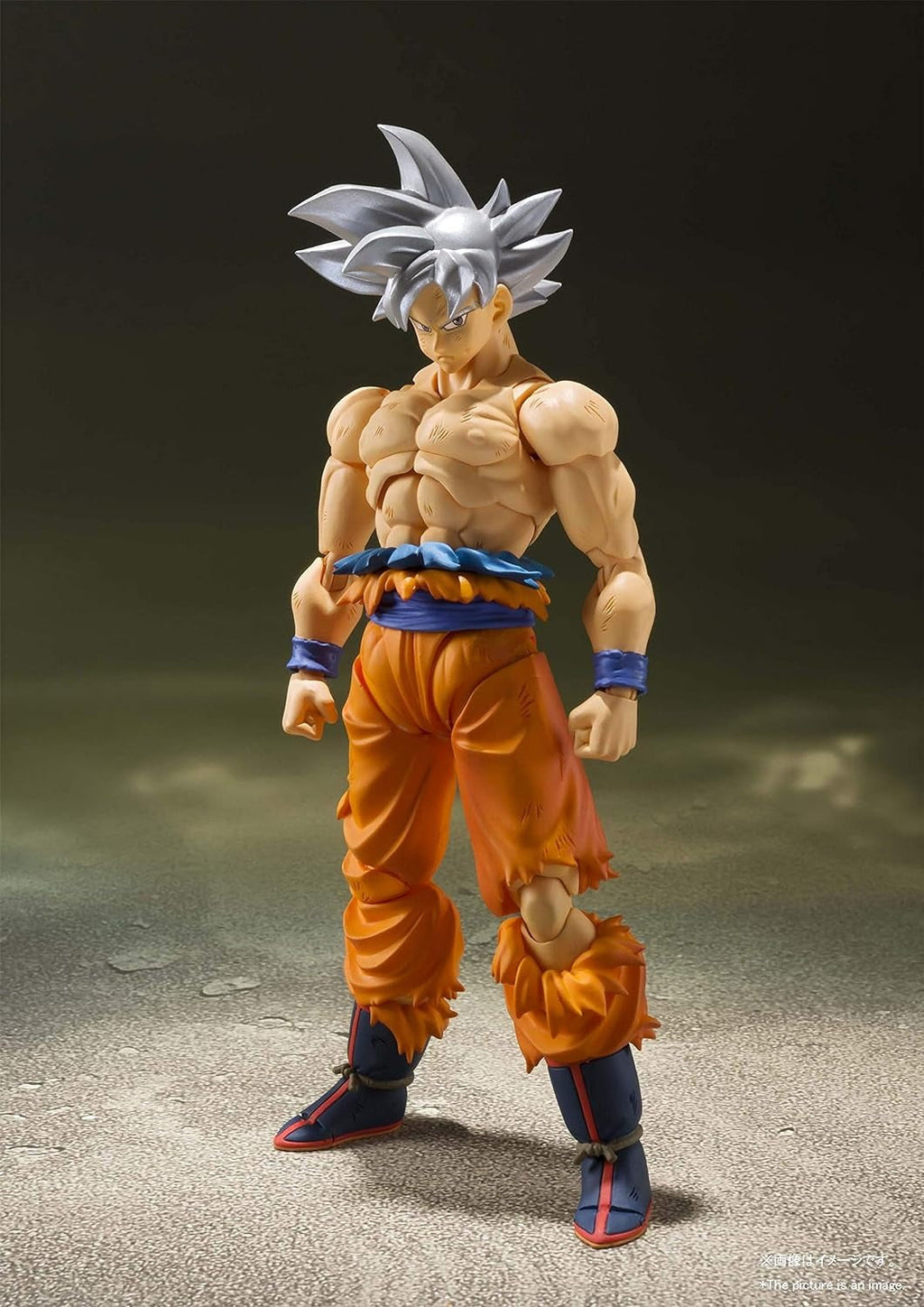 Premium Goku Ultra Instinct | Action Figure