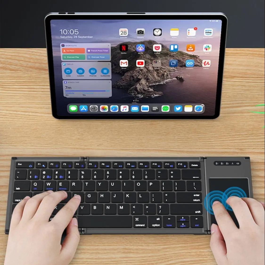 Ultra-thin Wireless Mini Bluetooth-compatible Keyboard
